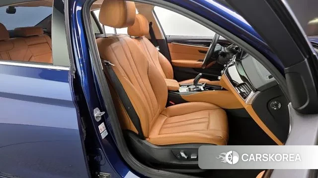 BMW 5 Series (G30) 2018 Синий из Кореи, фото 3