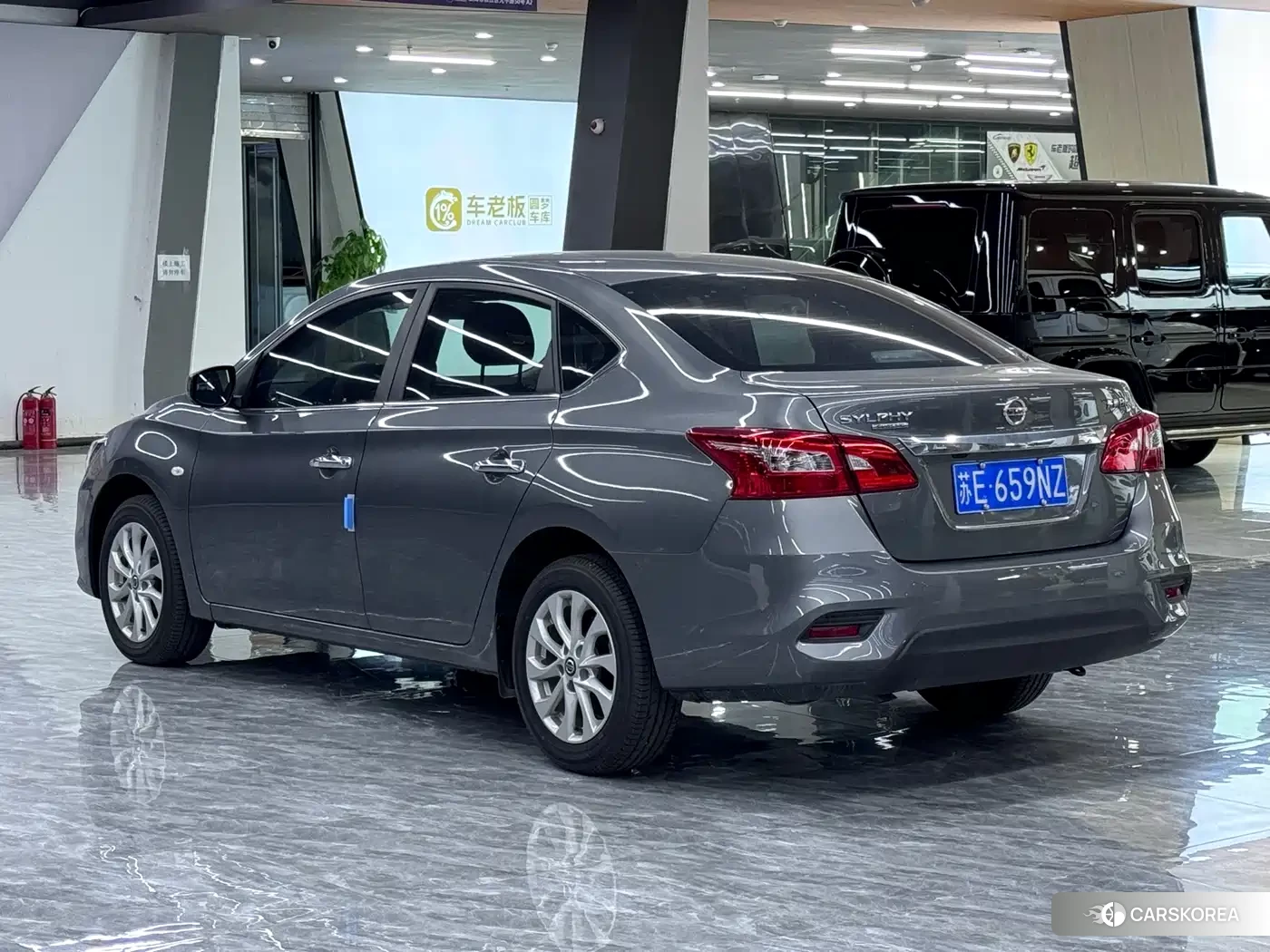 Nissan Sylphy 2025 Silver/gray из Китая, фото 3