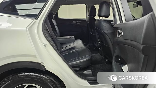 Kia Sportage 5th Generation 2022 Белый из Кореи, фото 3