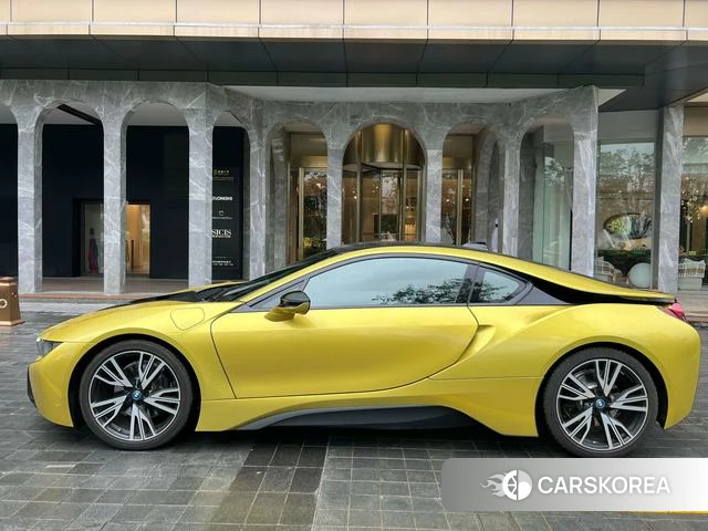 BMW i8 2019 Желтый из Китая, фото 3