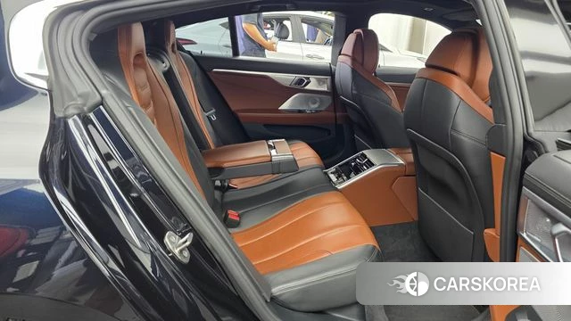 BMW 8 Series (G15) 2021 Черный из Кореи, фото 3