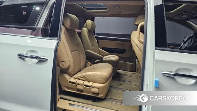 Kia The New Carnival 2019 Белый из Кореи, фото 3