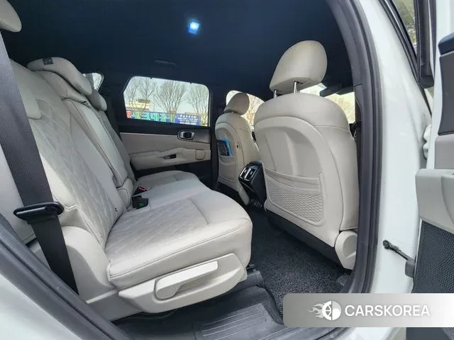 Kia Sorento 4th Generation 2022 Белый из Кореи, фото 3