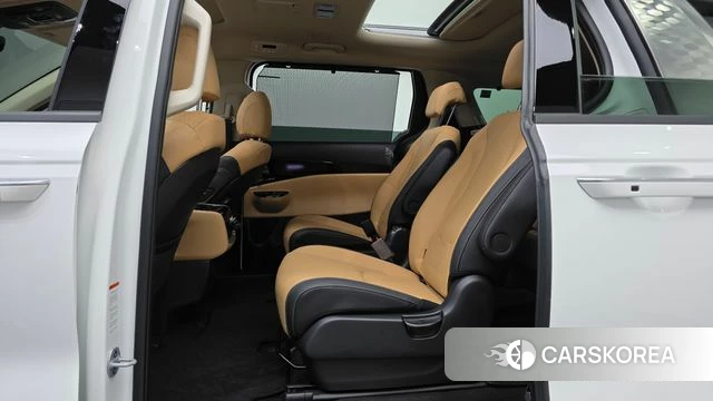 Kia Carnival 4th generation 2023 Белый из Кореи, фото 3