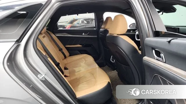 Kia K5 3rd generation 2020 Серебристо-серый из Кореи, фото 3