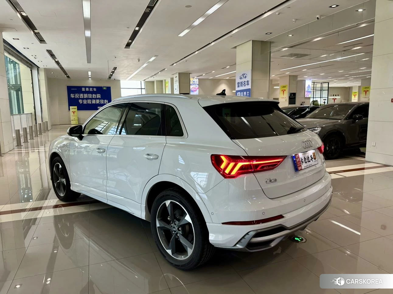 Audi Q3 2022 Белый из Китая, фото 3