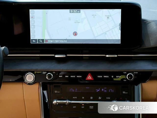 Kia Carnival 4th generation 2022 Серебряный из Кореи, фото 3
