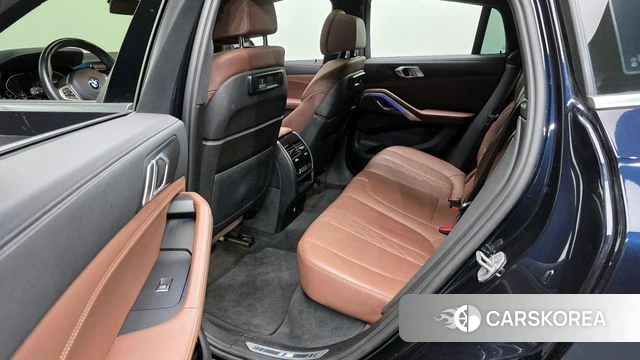 BMW X6 (G06) 2022 Черный из Кореи, фото 3