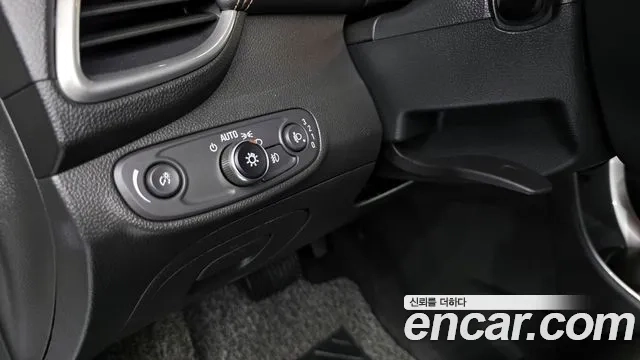 Chevrolet (GM Daewoo) The New Trax 2019 Белый из Кореи, фото 3