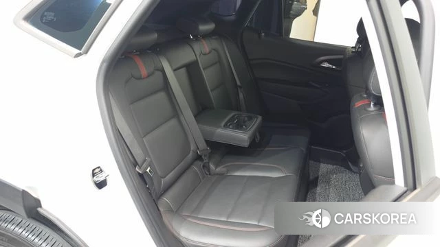 Chevrolet (GM Daewoo) Trax Crossover 2023 Белый из Кореи, фото 3