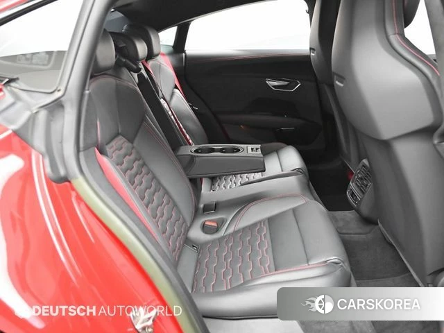 Audi RS e-Tron GT 2022 Красный из Кореи, фото 3
