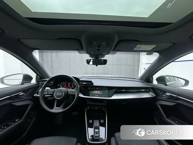 Audi A3 2023 Темно-серый из Китая, фото 3