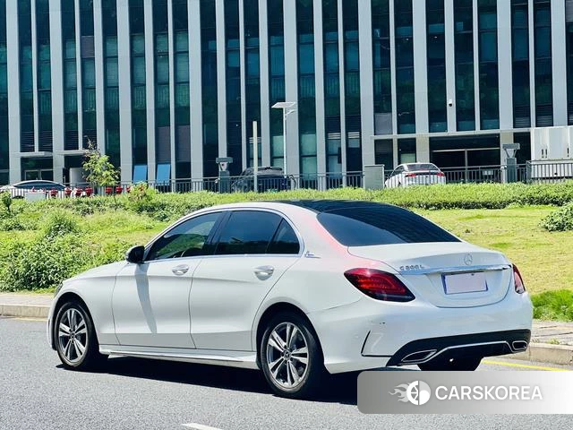 Mercedes-Benz Class C 2021 Белый из Китая, фото 3