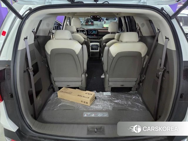 Kia The New Carnival 4th Generation 2025 Белый из Кореи, фото 3