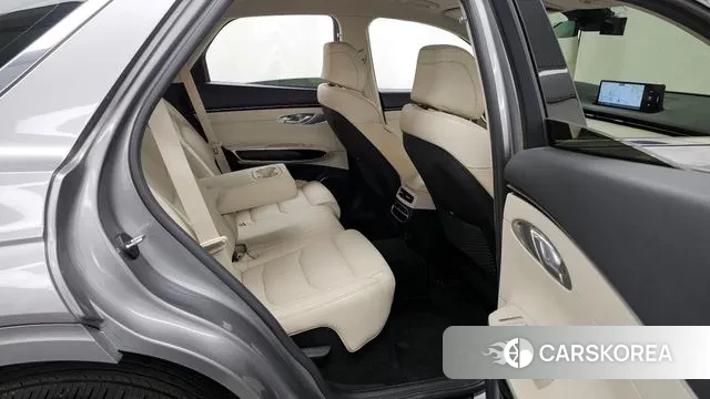 Genesis GV70 2021 Серебряный из Кореи, фото 3