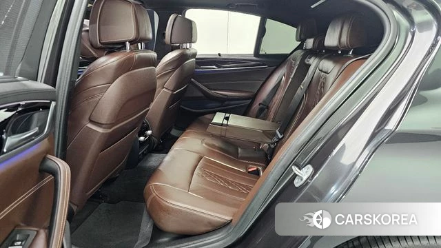 BMW 5 Series (G30) 2018 Серый из Кореи, фото 3