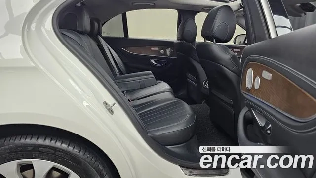Mercedes-Benz E-Class W213 id 2886719 из Кореи 3