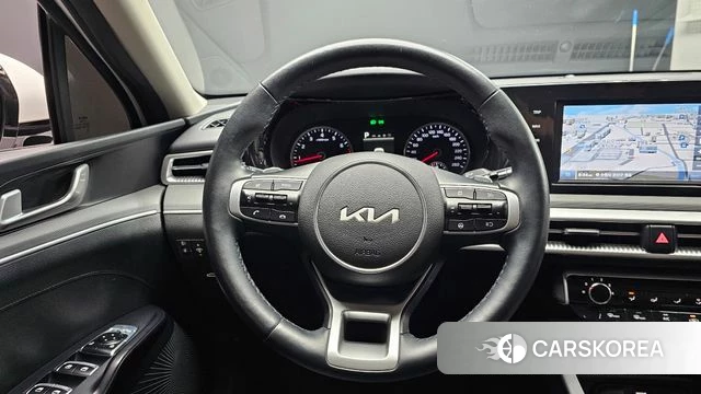Kia K5 3rd generation 2023 Белый из Кореи, фото 3
