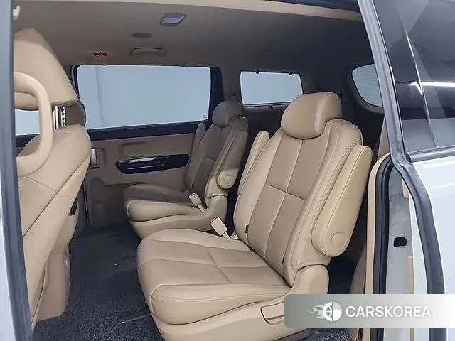 Kia The New Carnival 2018 Белый из Кореи, фото 3