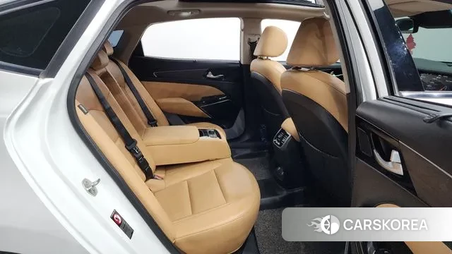 Kia K7 Premier Hybrid 2019 Белый из Кореи, фото 3