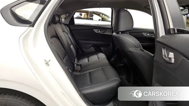 Kia Come New K3 2019 Белый из Кореи, фото 3