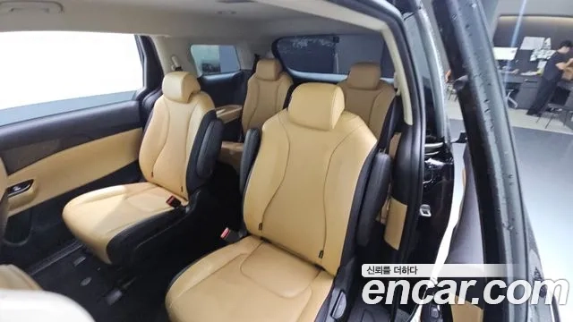 Kia Carnival 4th generation 2021 Черный из Кореи, фото 3