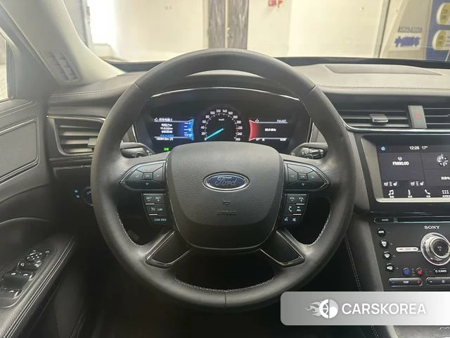 Ford Taurus 2018 Коричневый из Китая, фото 3