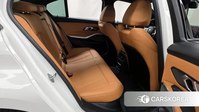 BMW 3 Series (G20) 2024 Белый из Кореи, фото 3