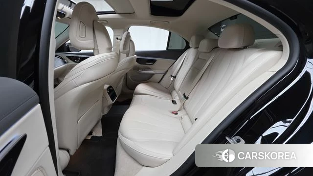 Mercedes-Benz E-Class W214 2024 Черный из Кореи, фото 3