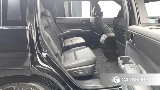 Hyundai Santa Fe (MX5) 2023 Черный из Кореи, фото 3