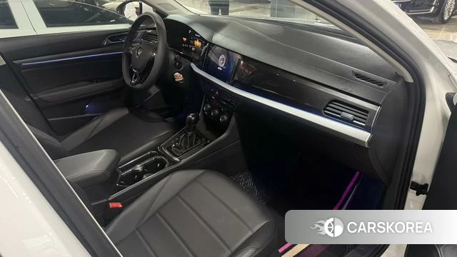Volkswagen Lavida 2021 Белый из Китая, фото 3