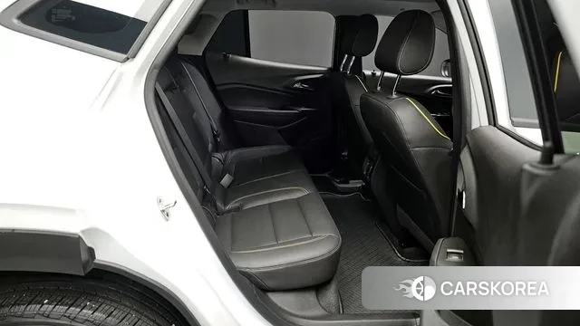 Chevrolet (GM Daewoo) Trax Crossover 2024 Белый из Кореи, фото 3