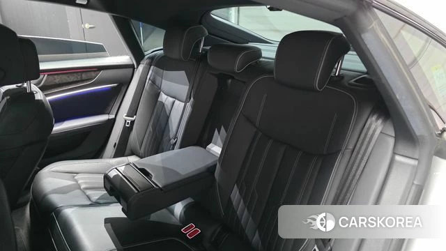 Audi A7 (4K) 2021 Белый из Кореи, фото 3