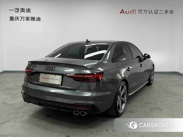 Audi S4 2024 Темно-серый из Китая, фото 3