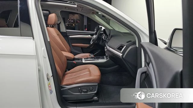 Audi Q5 (FY) 2022 Белый из Кореи, фото 3