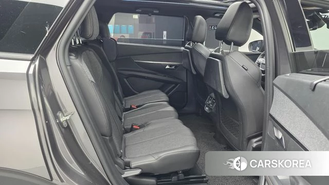 Peugeot 5008 second generation 2019 Серый из Кореи, фото 3