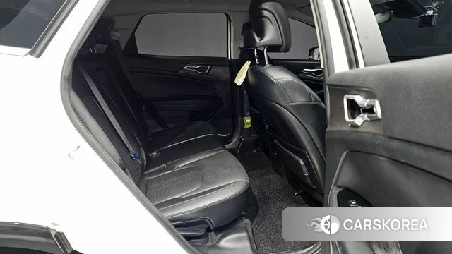 Kia Sportage 5th Generation 2023 Белый из Кореи, фото 3