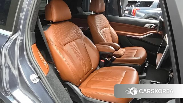 BMW X7 (G07) 2021 Серый из Кореи, фото 3