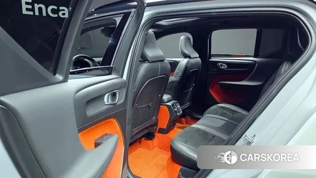 Volvo XC40 2020 Белый из Кореи, фото 3