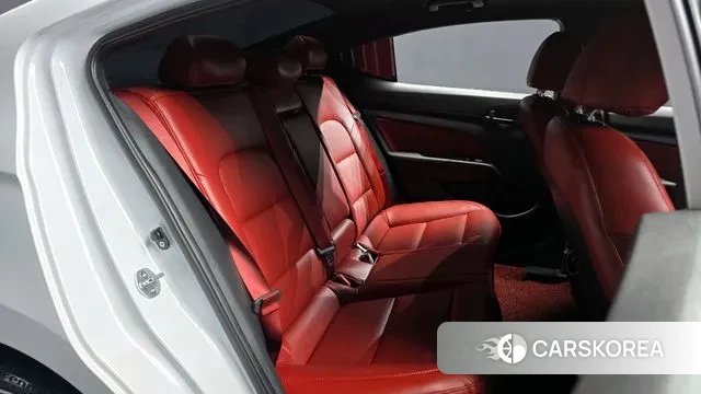 Hyundai Avante AD 2018 Белый из Кореи, фото 3