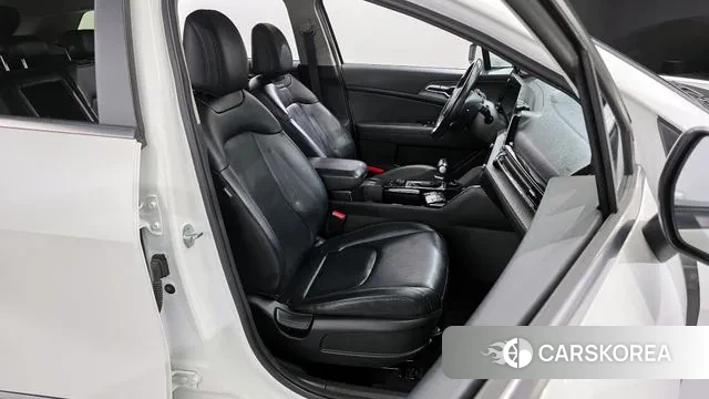 Kia Sportage 5th Generation 2021 Белый из Кореи, фото 3
