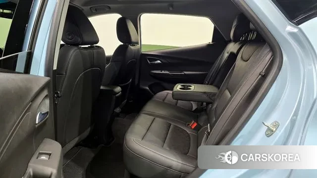 Chevrolet (GM Daewoo) New Bolt EV 2022 Светло-серебряный цвет из Кореи, фото 3