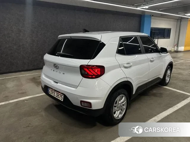 Hyundai Venue 2021 Белый из Кореи, фото 3