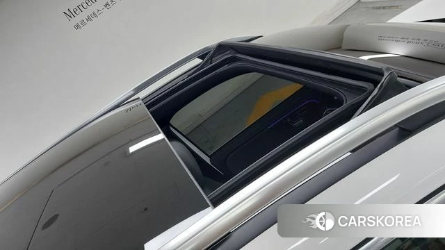 Mercedes-Benz EQB X243 2023 Белый из Кореи, фото 3