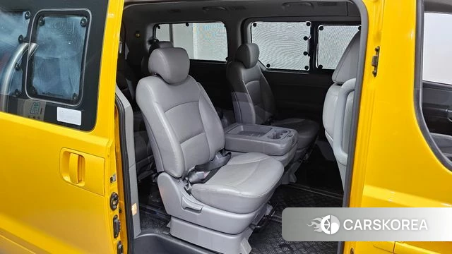 Hyundai The New Grand Starex 2018 Желтый из Кореи, фото 3