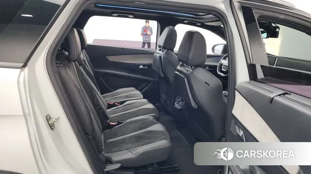 Peugeot 5008 second generation 2018 Белый из Кореи, фото 3