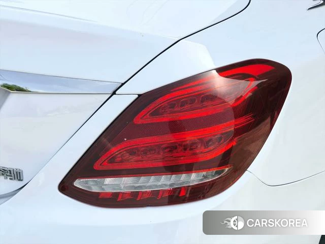 Mercedes-Benz Class C 2018 Белый из Китая, фото 3