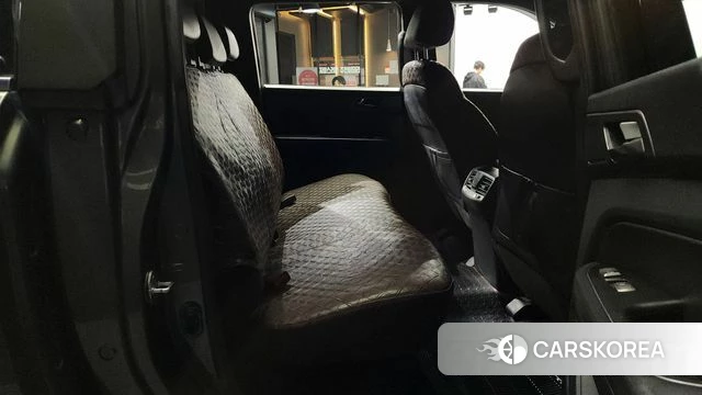 Ssangyong The New Rexton Sports Cannes 2022 Темно-зеленый из Кореи, фото 3