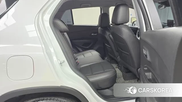 Chevrolet (GM Daewoo) The New Trax 2022 Белый из Кореи, фото 3