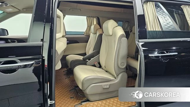 Kia Carnival 4th generation 2022 Черный из Кореи, фото 3